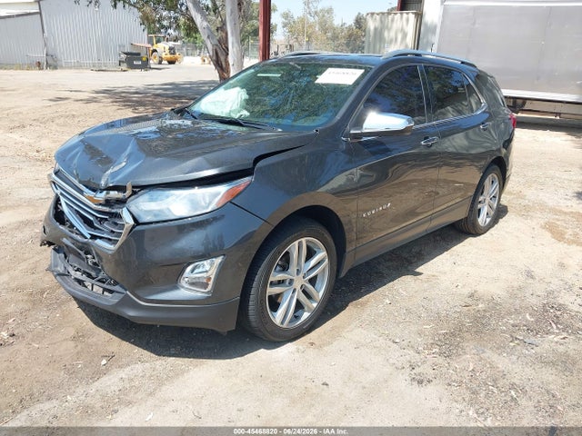 Chevrolet Equinox Premier 2018 2GNAXMEV3J6111363 Image 2