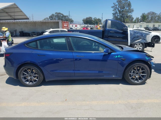 Tesla Model 3 Standard Range Plus Rear-wheel Drive 2021 5YJ3E1EAXMF092960 Image 14