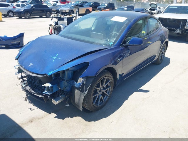 Tesla Model 3 Standard Range Plus Rear-wheel Drive 2021 5YJ3E1EAXMF092960 Image 2