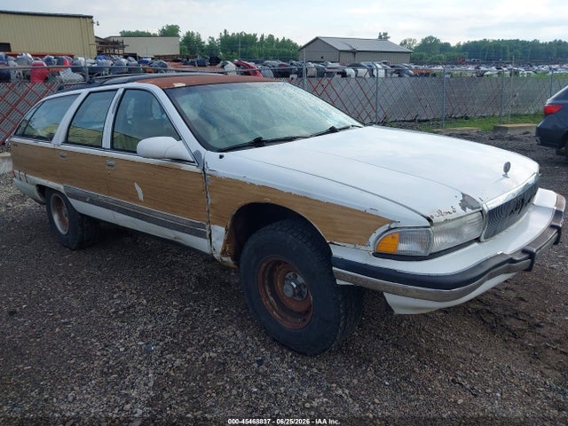 45468837 :رقم المزاد ، 1G4BR82P8TR413044 vin ، 1996 Buick Roadmaster Limited مزاد بيع