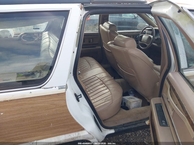 45468837 :رقم المزاد ، 1G4BR82P8TR413044 vin ، 1996 Buick Roadmaster Limited مزاد بيع