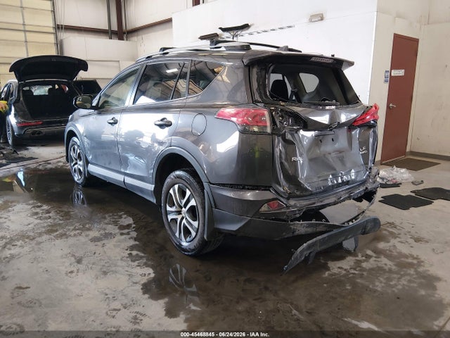 Toyota RAV4 LE 2016 JTMBFREV7GJ096357 Image 3