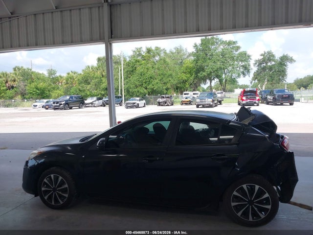 45468873 :رقم المزاد ، JM1BL1UF9B1477379 vin ، 2011 Mazda Mazda3 I Sport مزاد بيع