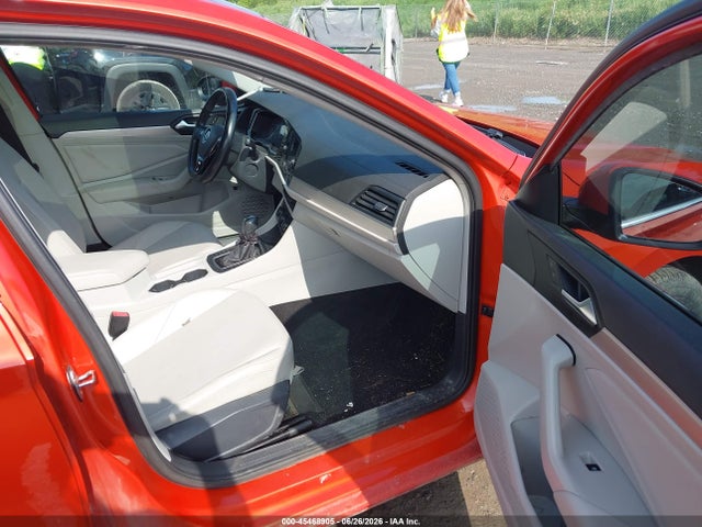Продажа на аукционе авто 2019 Volkswagen Jetta 1.4t R-line/1.4t S/1.4t Se, vin: 3VWC57BU2KM211642, номер лота: 45468905