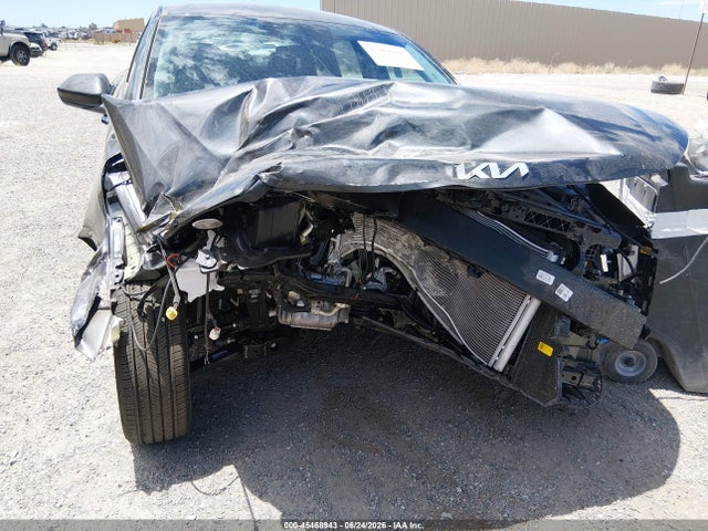 2026 Kia K4 Lxs მანქანა იყიდება აუქციონზე, vin: 3KPFT4DE7TE354835, აუქციონის ნომერი: 45468943