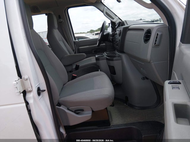 Ford E-350 Super Duty Xlt 2014 1FBNE3BL7EDB04019 Image 5