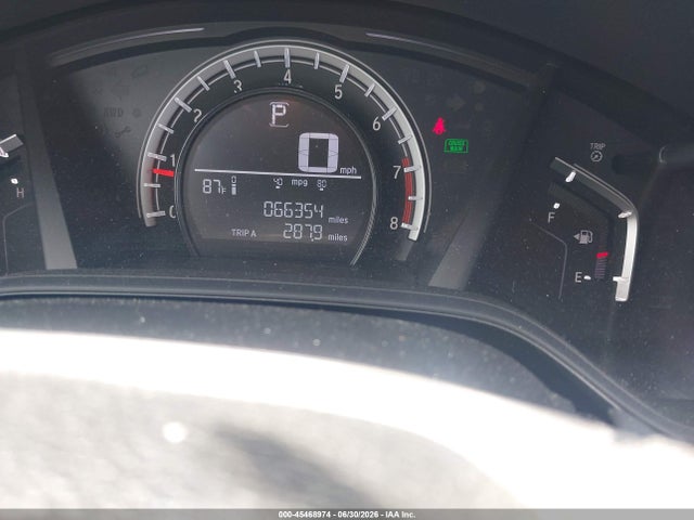 2HKRW6H30JH218645 Honda CR-V LX