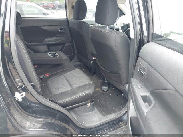 45469014 :رقم المزاد ، JA4AZ3A38HZ004190 vin ، 2017 Mitsubishi Outlander Se/sel مزاد بيع