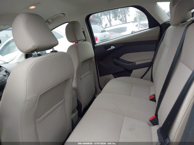 Ford FOCUS SE 2016 1FADP3K27GL396066 Image 13