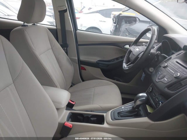Ford FOCUS SE 2016 1FADP3K27GL396066 Image 5