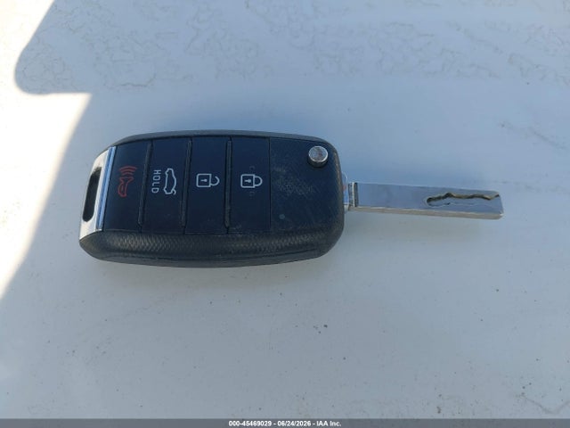 KIA Optima Lx 2016 KNAGT4L31G5100962 Image 11