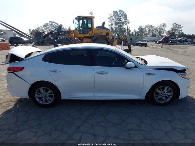 KIA Optima Lx 2016 KNAGT4L31G5100962 Image 13