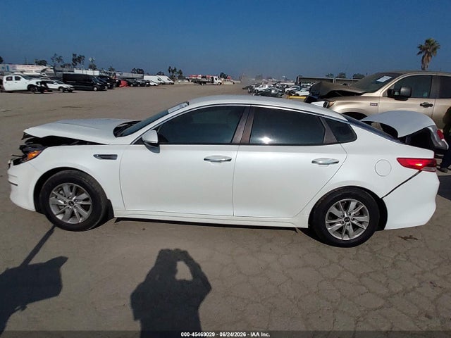 KIA Optima Lx 2016 KNAGT4L31G5100962 Image 14