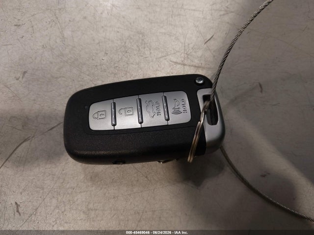 2011 Hyundai Sonata Hybrid მანქანა იყიდება აუქციონზე, vin: KMHEC4A45BA006486, აუქციონის ნომერი: 45469046