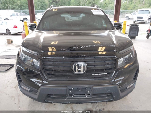 5FNYF8H84RB015495 Honda Passport Awd Black