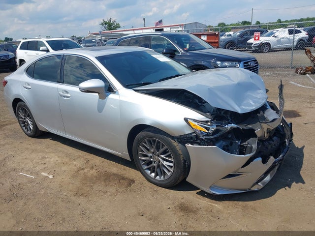 45469082 :رقم المزاد ، 58ABK1GG5JU104767 vin ، 2018 Lexus Es 350 مزاد بيع