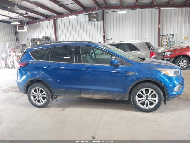 1FMCU9GD2JUD31182 Ford ESCAPE SE