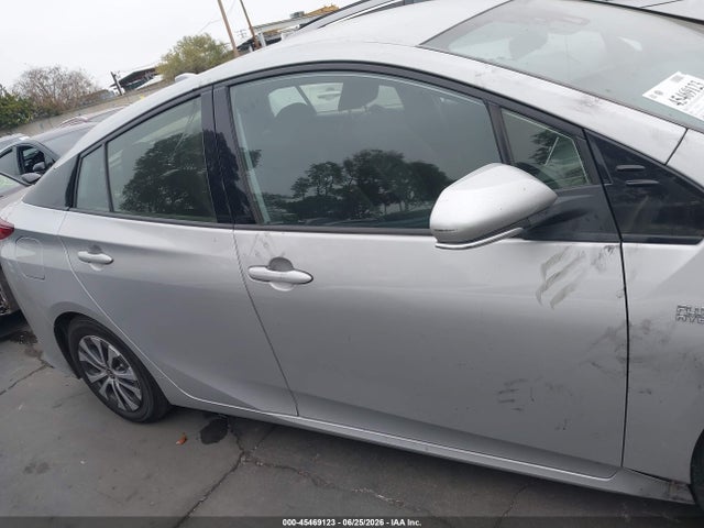 JTDKARFPXL3154166 Toyota Prius Prime Le