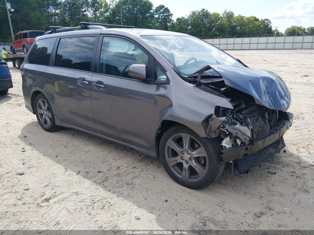 Aukcja sprzedaży 2017 Toyota Sienna Se Premium 8 Passenger, vin: 5TDXZ3DC1HS857866, numer aukcji: 45469167