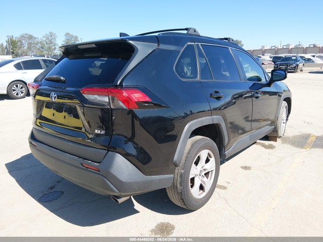 Toyota Rav4 Xle 2019 JTMW1RFV3KD026053 Image 4