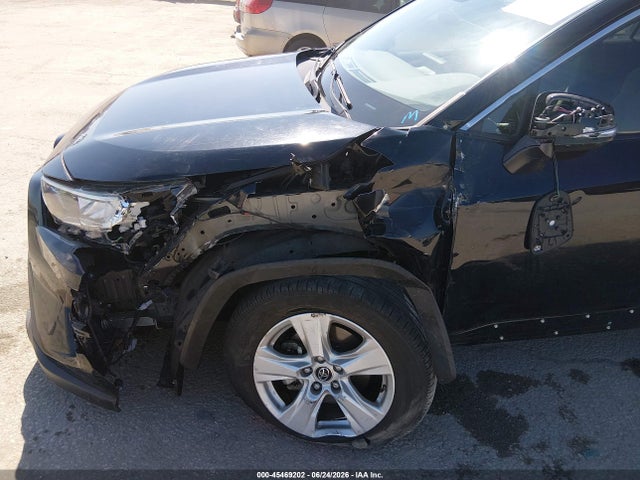 Toyota Rav4 Xle 2019 JTMW1RFV3KD026053 Image 6