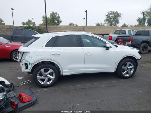 Продажа на аукционе авто 2021 Audi Q3 Premium 40 Tfsi Quattro Tiptronic, vin: WA1AUCF34M1107980, номер лота: 45469204