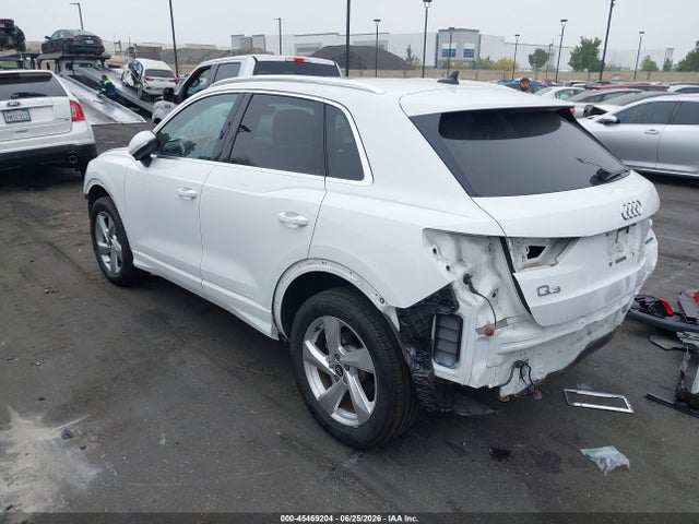 Продажа на аукционе авто 2021 Audi Q3 Premium 40 Tfsi Quattro Tiptronic, vin: WA1AUCF34M1107980, номер лота: 45469204