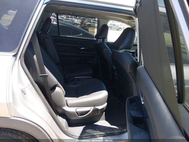 Продажа на аукционе авто 2024 Toyota Grand Highlander Platinum, vin: 5TDAAAB59RS037851, номер лота: 45469307