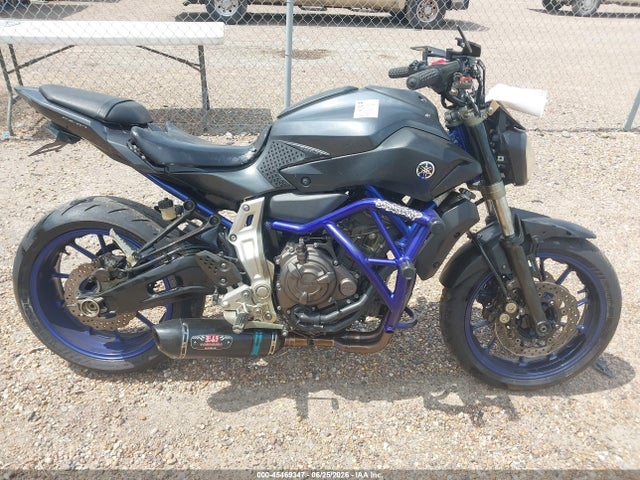 45469347 :رقم المزاد ، JYARM06E9FA000916 vin ، 2015 Yamaha Fz07 مزاد بيع
