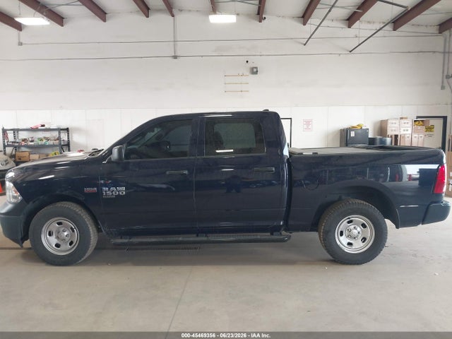 1C6RR7KT6KS540755 RAM 1500 Classic Tradesman 4x4 5&#039;7 Box
