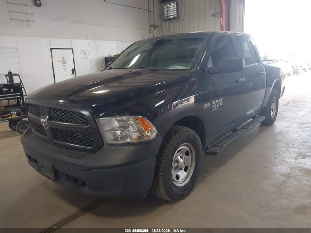 1C6RR7KT6KS540755 RAM 1500 Classic Tradesman 4x4 5&#039;7 Box