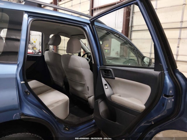 JF2SJABC6GH423844 Subaru Forester 2.5i