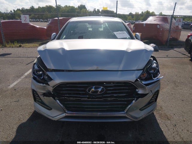 Hyundai Sonata Limited 2018 5NPE34AF2JH695786 Image 12