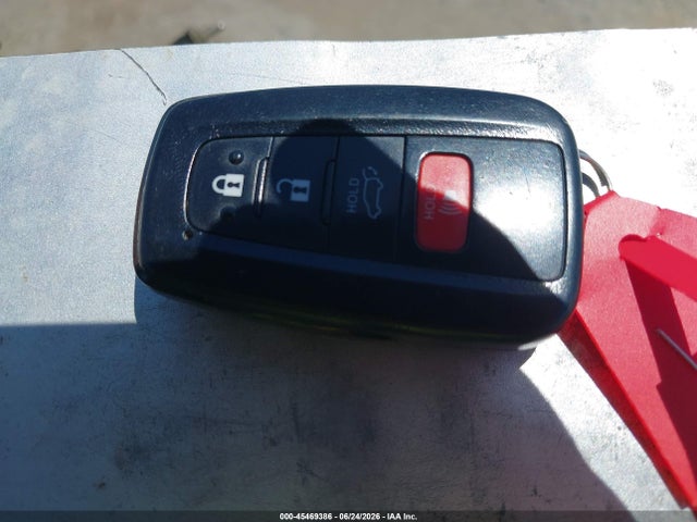 2021 Toyota Highlander Hybrid Xle მანქანა იყიდება აუქციონზე, vin: 5TDHARAH8MS006771, აუქციონის ნომერი: 45469386