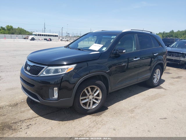 KIA SORENTO LX 2015 5XYKT4A68FG657514 Image 2