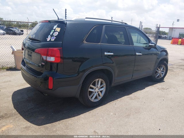 KIA SORENTO LX 2015 5XYKT4A68FG657514 Image 4