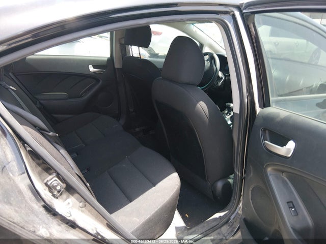 KIA FORTE LX 2017 3KPFK4A72HE106962 Image 8