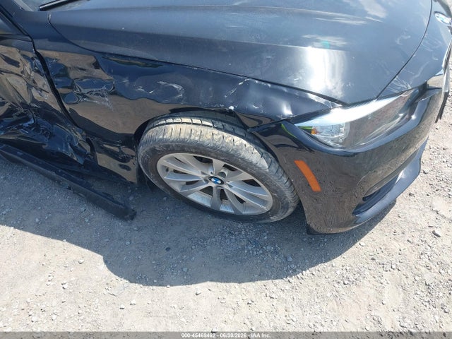 Aukcja sprzedaży 2016 Bmw 320i, vin: WBA8A9C57GK617998, numer aukcji: 45469462