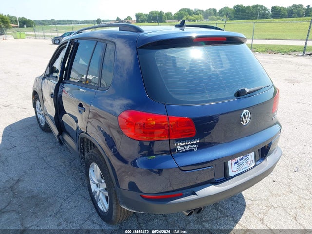 45469470 :رقم المزاد ، WVGBV7AXXGW509563 vin ، 2016 Volkswagen Tiguan S مزاد بيع