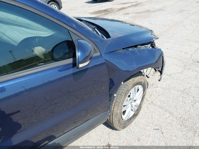 45469470 :رقم المزاد ، WVGBV7AXXGW509563 vin ، 2016 Volkswagen Tiguan S مزاد بيع