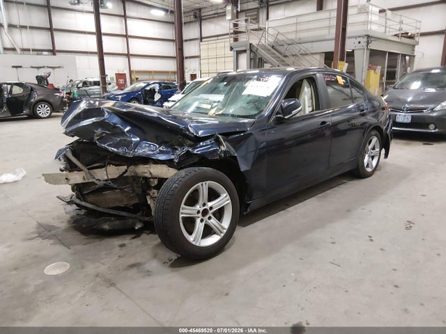 WBA3C3C59EF983758 BMW 320i Xdrive