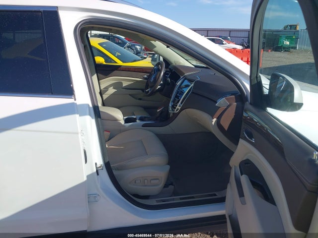 Продажа на аукционе авто 2016 Cadillac Srx Luxury Collection, vin: 3GYFNEE35GS506738, номер лота: 45469544