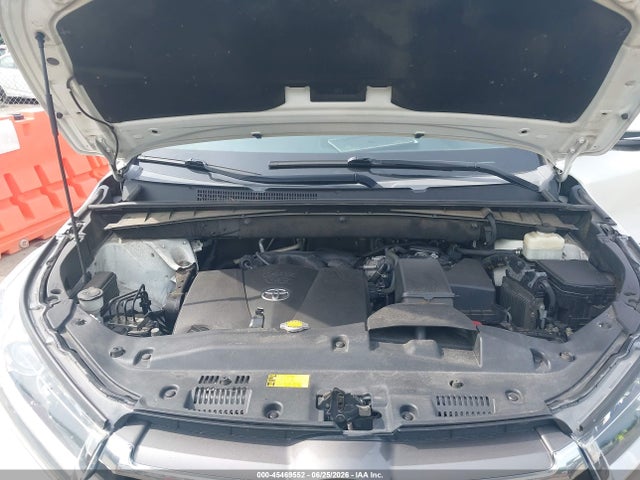 Toyota Highlander Limited 2017 5TDDZRFH4HS375908 Image 10