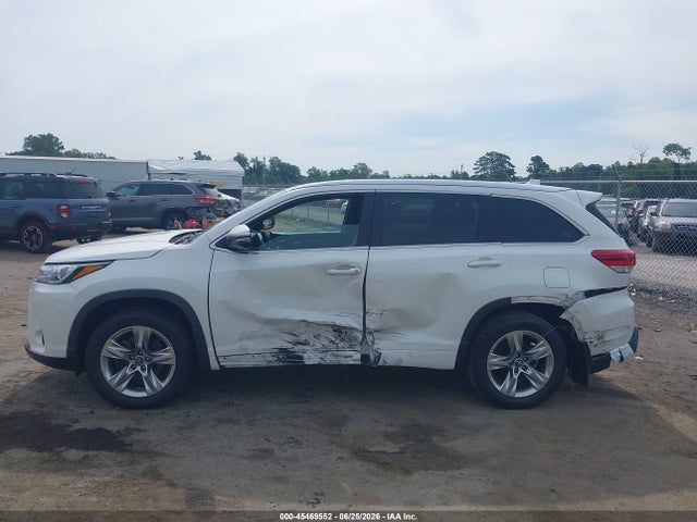 Toyota Highlander Limited 2017 5TDDZRFH4HS375908 Image 14