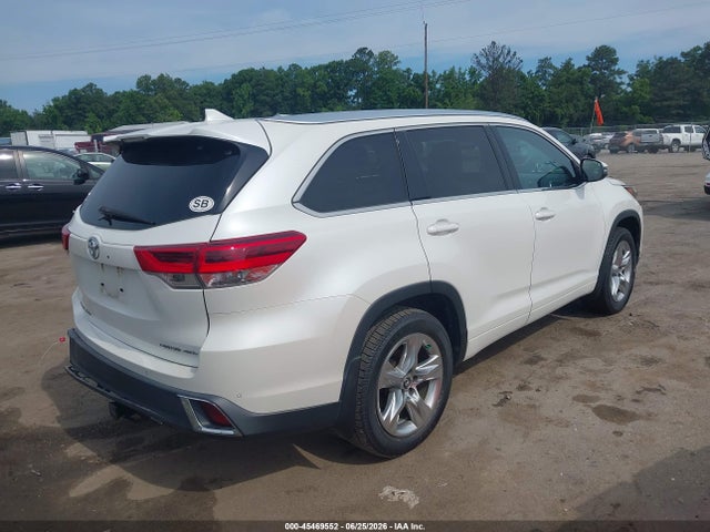Toyota Highlander Limited 2017 5TDDZRFH4HS375908 Image 4
