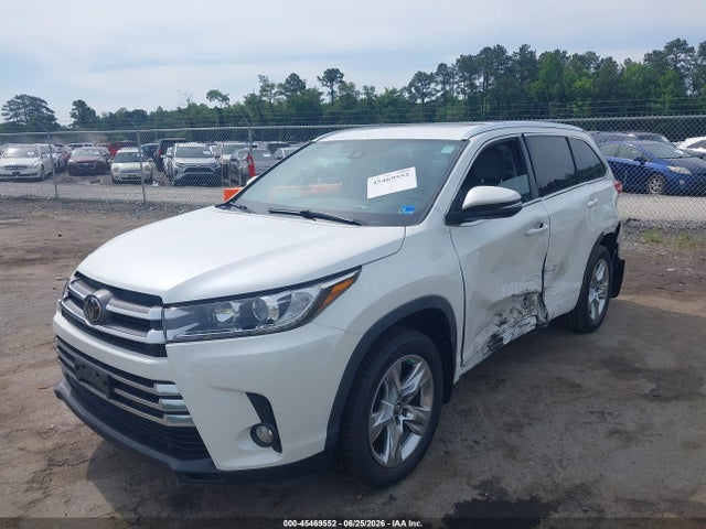 Toyota Highlander Limited 2017 5TDDZRFH4HS375908 Image 6