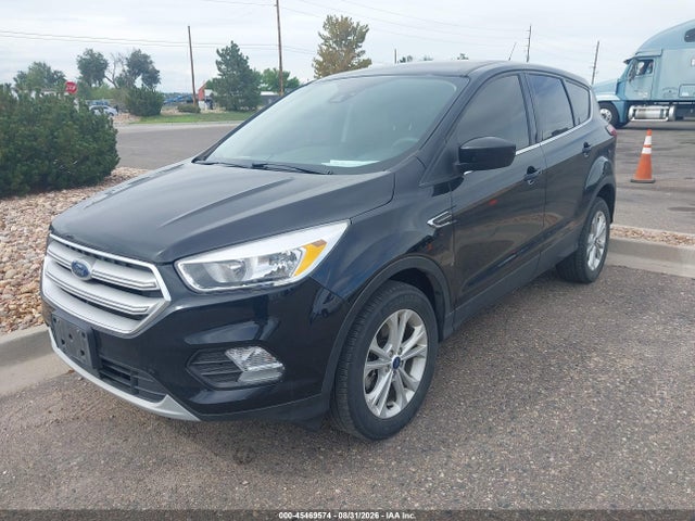 Ford ESCAPE SE 2019 1FMCU9G90KUB38493 Image 2