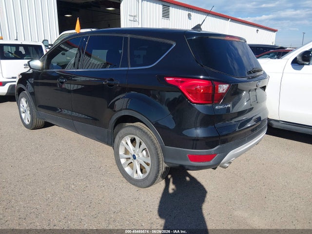Ford ESCAPE SE 2019 1FMCU9G90KUB38493 Image 3