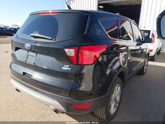 Ford ESCAPE SE 2019 1FMCU9G90KUB38493 Image 4