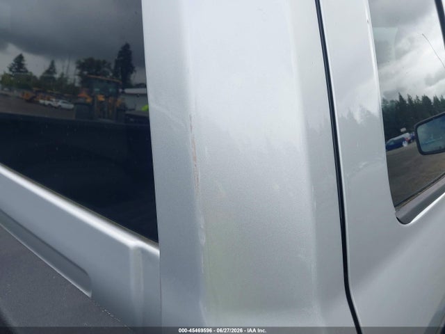 1C6RR6FG3JS322262 RAM 1500 Tradesman 4x2 6&#039;4 Box